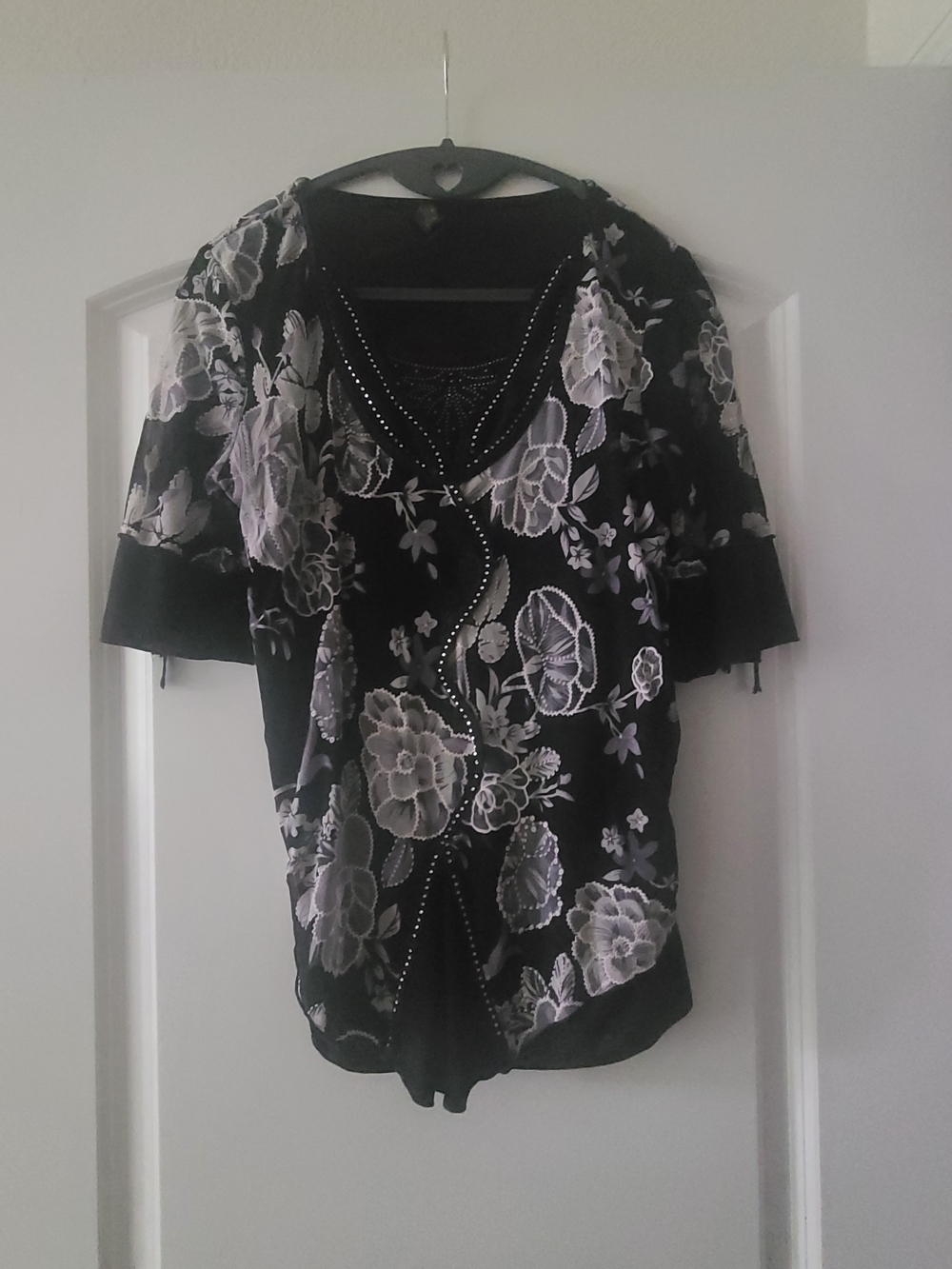 Black Floral V-Neck Short Sleeve Blouse with Stud Detail